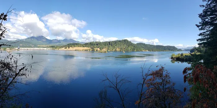 Eagle Creek Overlook Group Campground Picture 2