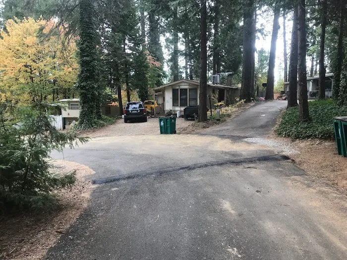 Whispering Pines Mobile Home Park Picture 8