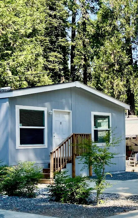 Hidden Glen Mobile Home Park Picture 3