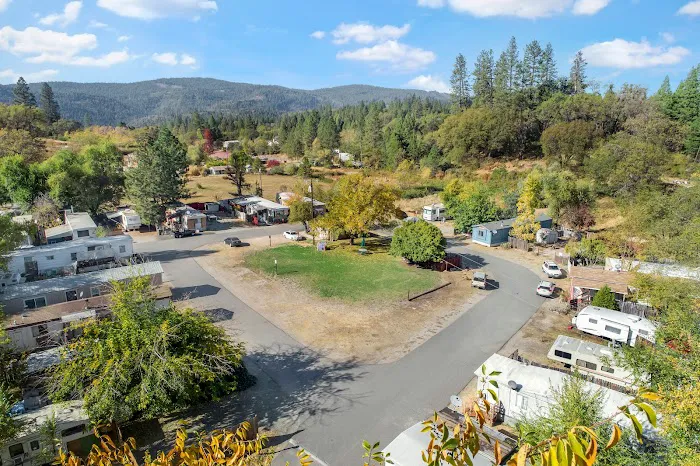 Gold Country Mobile Home & RV Park Picture 10