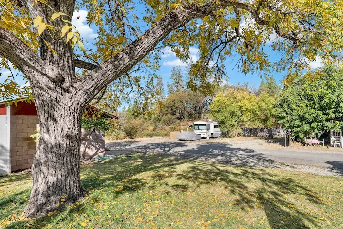 Gold Country Mobile Home & RV Park Picture 1