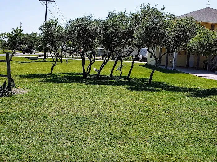 Beacon 44 RV Park Picture 9