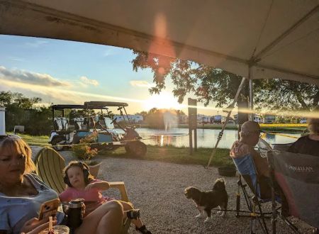 Beacon 44 RV Park
