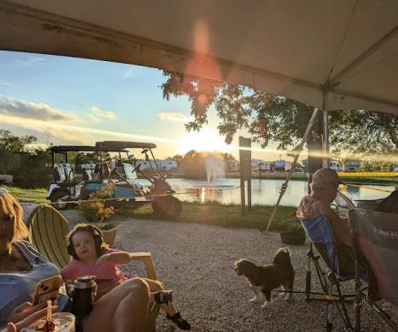 Beacon 44 RV Park