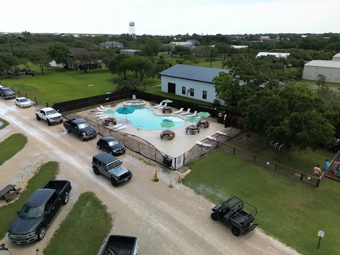 Port O'Connor RV Park Picture 9