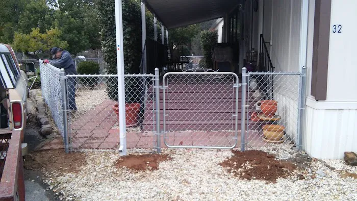 Saffari Mobile Home Park Picture 2