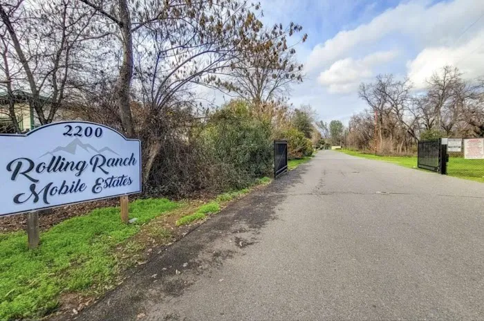 Rolling Ranch Mobile Estates Picture 2