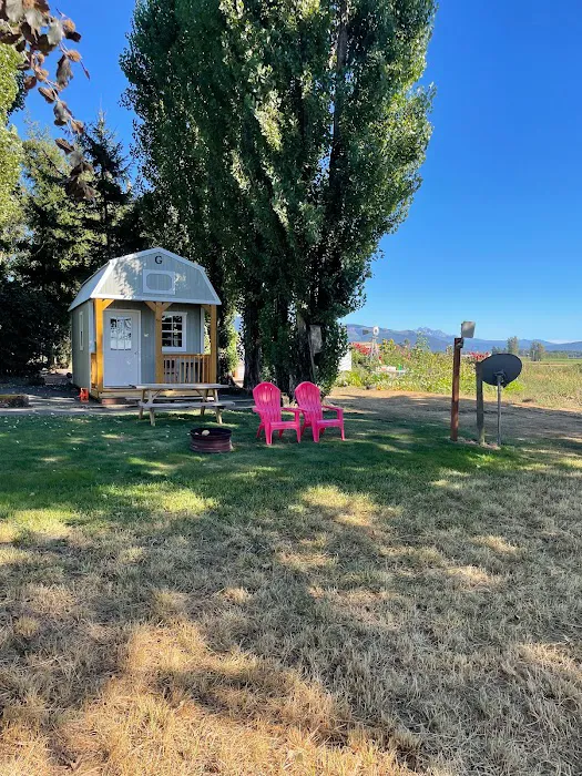 Oostema Farmstead – Scenic, Quiet RV Camping and Vacation Rentals Picture 7
