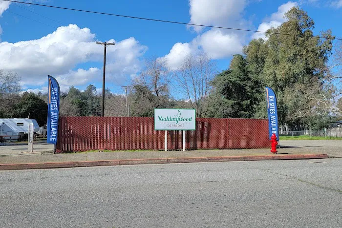 Reddingwood Mobile Home & RV Park Picture 9