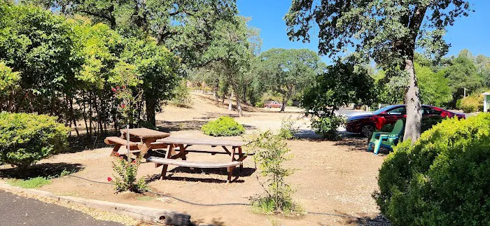 Redding Village Mobile Home Park Picture 8