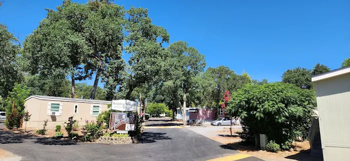 Redding Village Mobile Home Park Picture 4