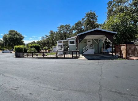 Oak Lane Mobile Village