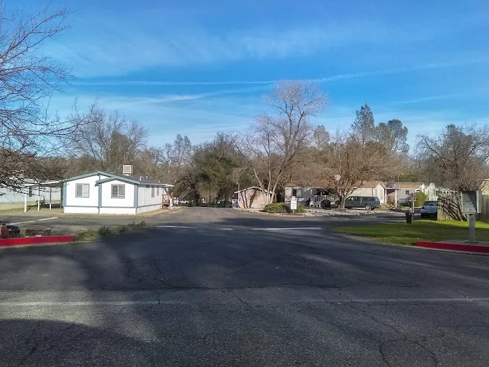 Brookside Redding Mobile Home Park Picture 5