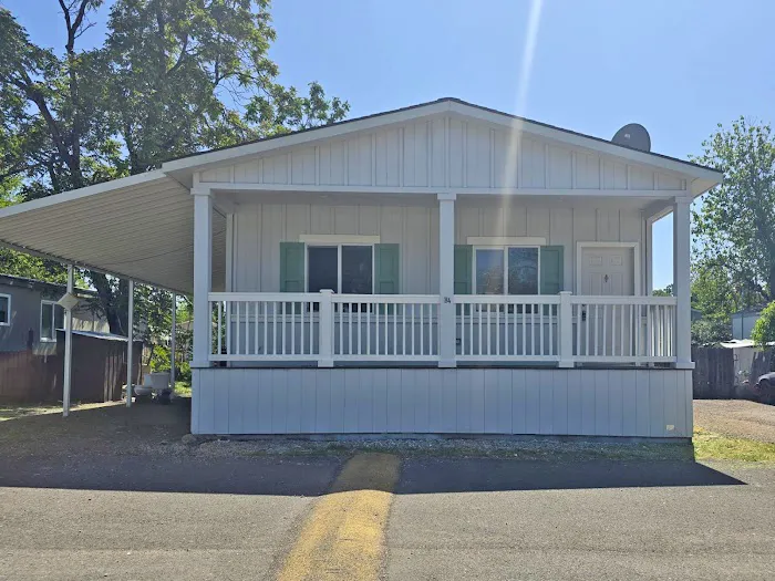 Brookside Redding Mobile Home Park Picture 6