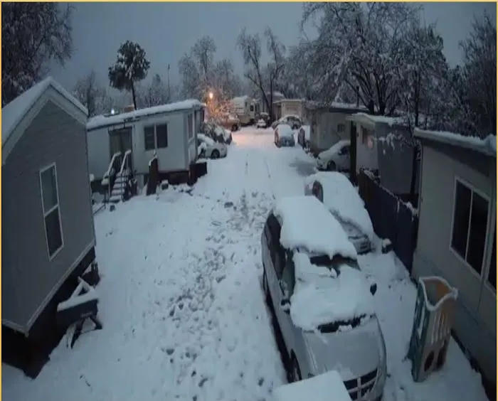 Oakwood moblie home park Picture 3