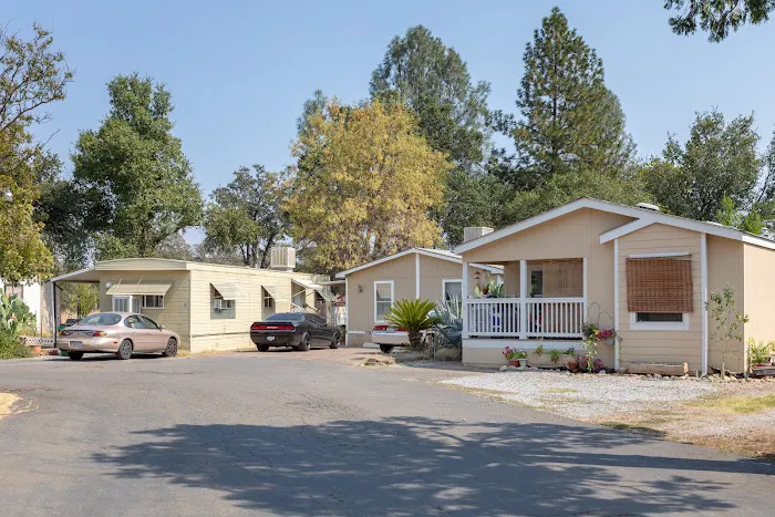 Park Villa Mobile Home Park Picture 8