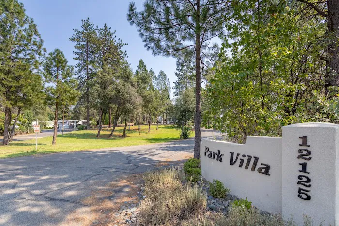 Park Villa Mobile Home Park Picture 6