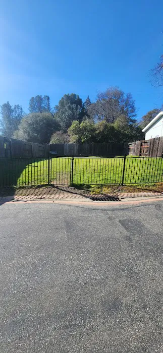 Oaks Home Owners Association Picture 7