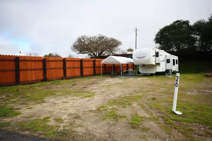 Resthaven Mobile Home Park Picture 7