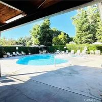 Los Robles Mobile Home Estates ico