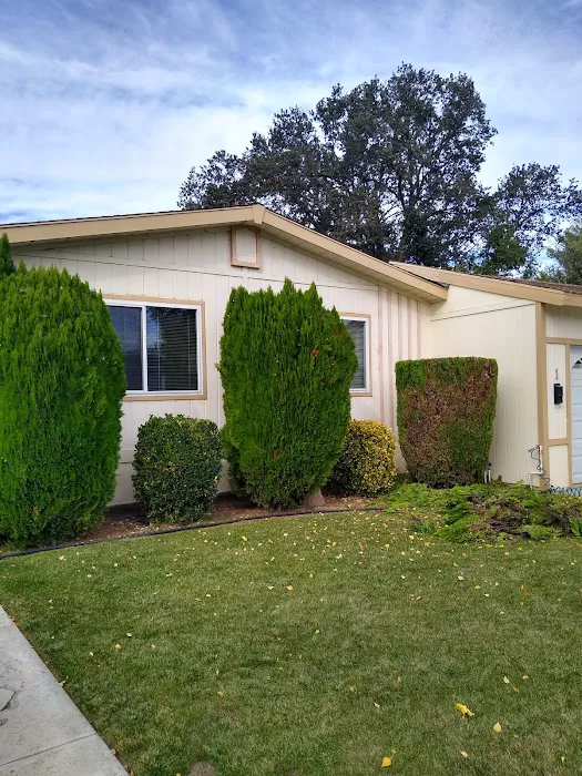 Meadowbrook Mobile Home Park Picture 6