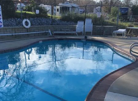 Mountain Gate RV Park and Cottages