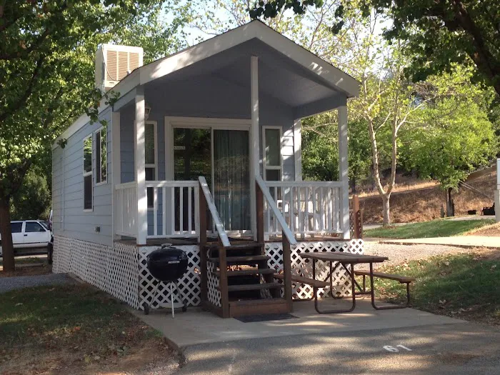 Mountain Gate RV Park and Cottages Picture 6