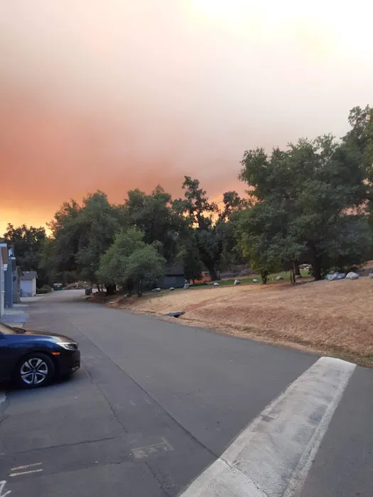 Redding Lakeside Mobile Estates Picture 3