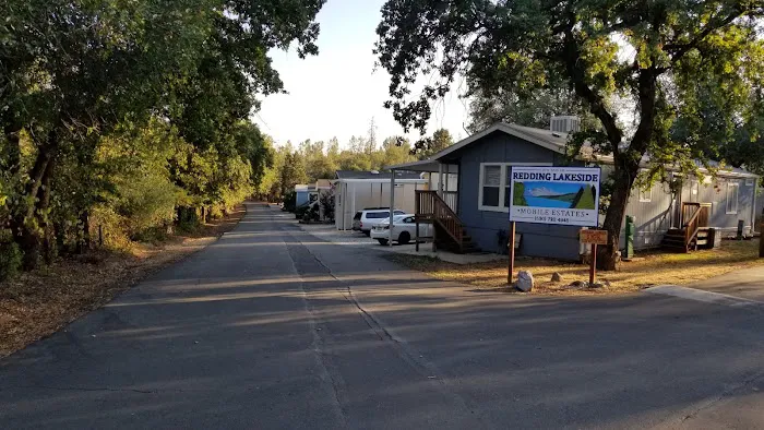 Redding Lakeside Mobile Estates Picture 7
