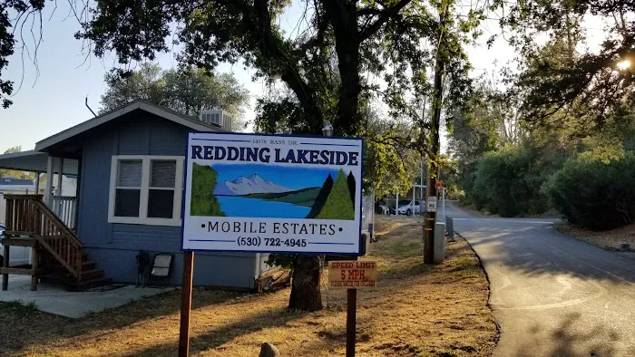 Redding Lakeside Mobile Estates Picture 8