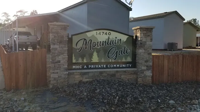 Mountain Gate Mobile Home Park Picture 5