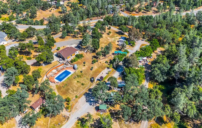 North Redding RV Village Picture 1