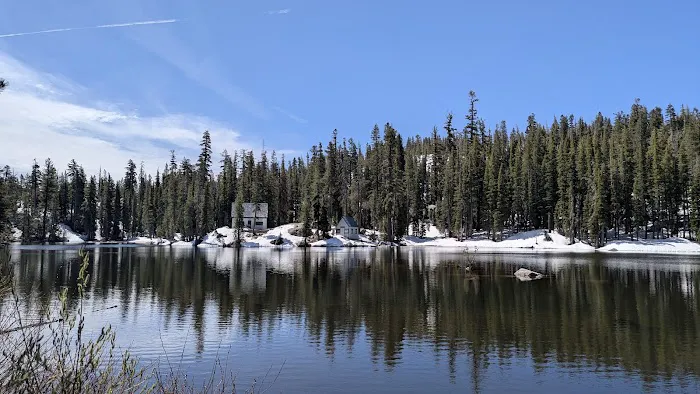 Mosquito Lakes Campground Picture 9