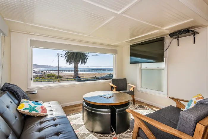 Bella Vista by the Sea Picture 8