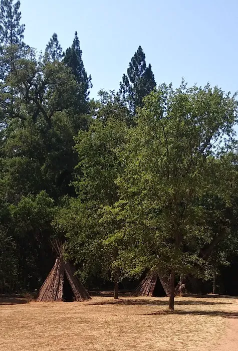 Chaw Se' Roundhouse Picture 5
