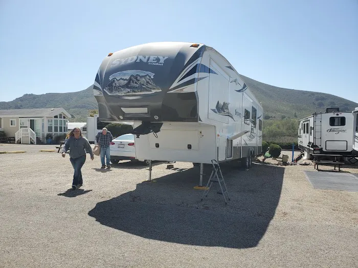 Bay Pines Travel Trailer Park Picture 3