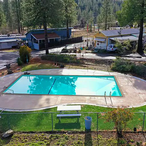 Safari Manufactured Housing Community Picture 2