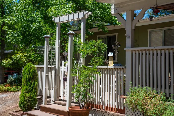 Columbia Sky Mobile Home Estates Picture 3