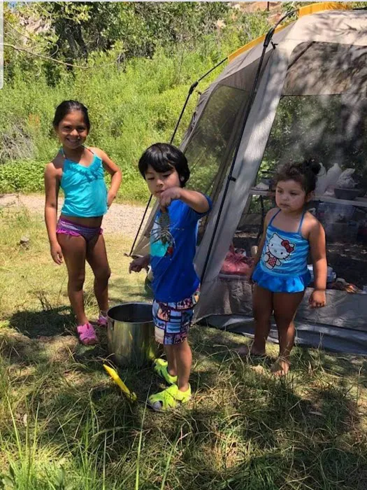 Thunderbird Group Campground Picture 8