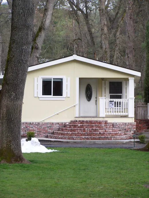 Ponderosa Mobile Home Park Picture 5