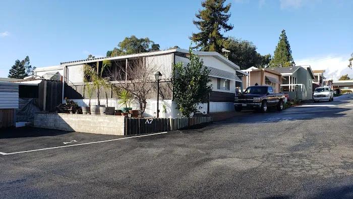 Colonial Manor Mobile Park Picture 1