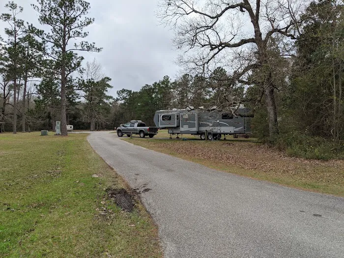 Big Biloxi Campground Picture 7