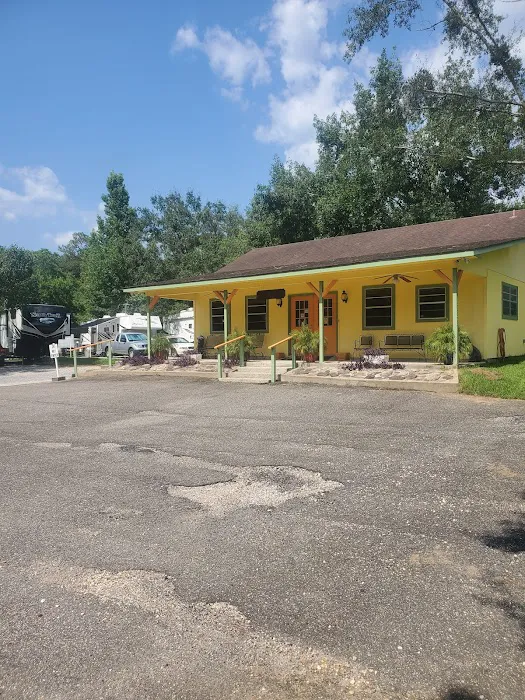 Country Side RV Park & Tradin Picture 3