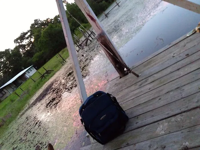 Lake-A-Way Camp Grounds Picture 8