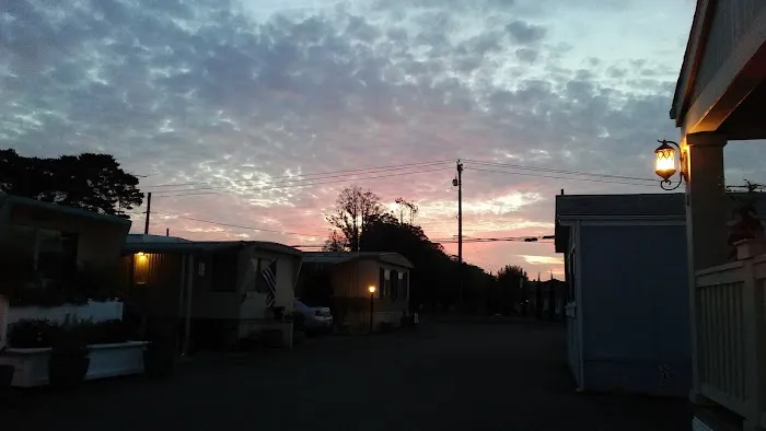 Grande Mobile Manor Picture 1