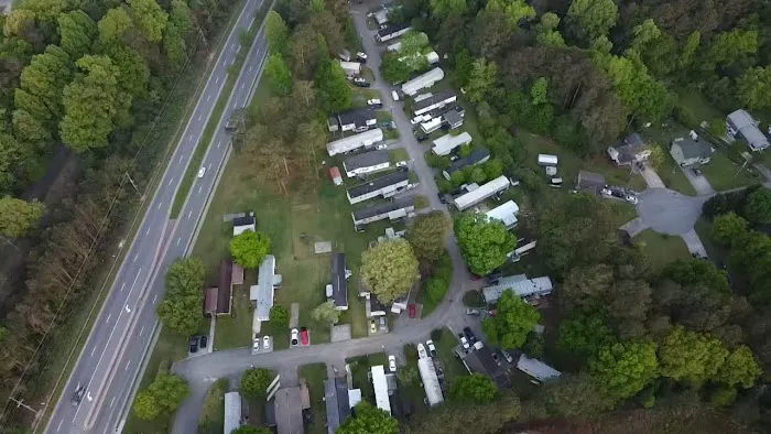 Happy Valley Mobile Home Park Picture 7