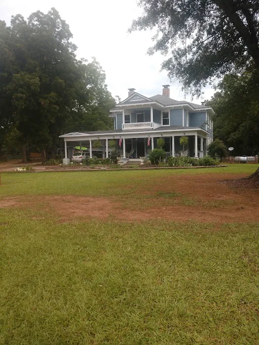 Nutty Acres Micro Rv Park Club Picture 1