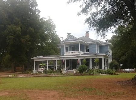 Nutty Acres Micro Rv Park Club