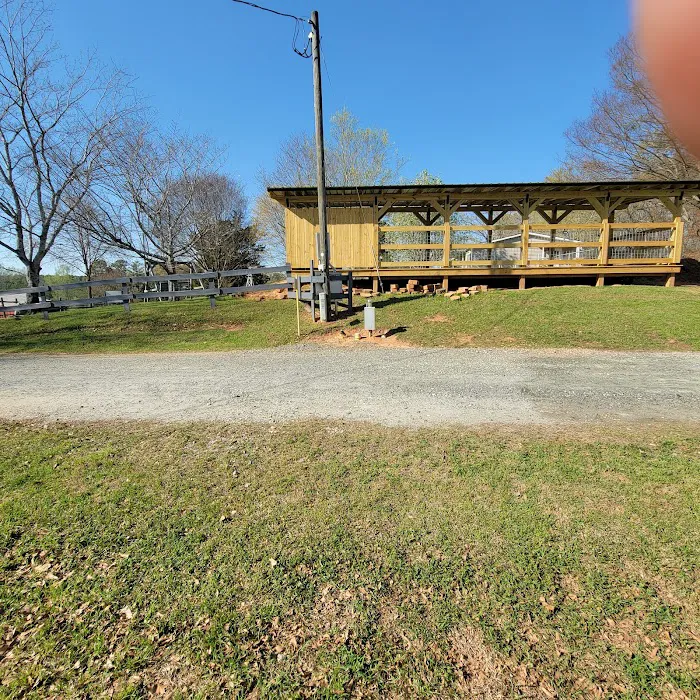 L & D RV Park Picture 8