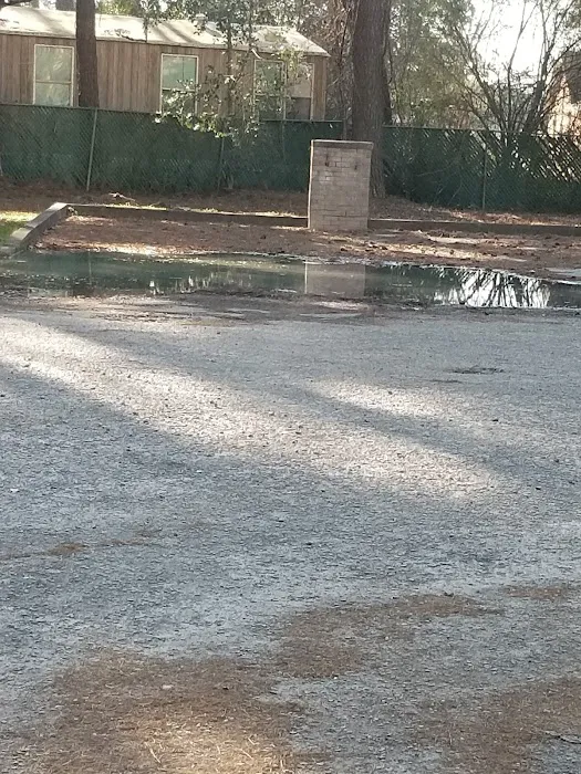 Alpine Regency Mobile Home Park Picture 7